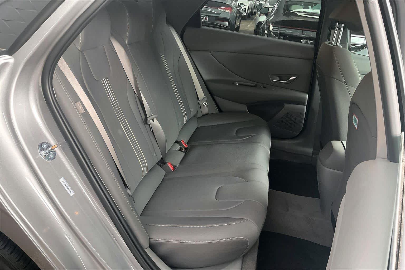 Certified Used 2025 Fluid Metal Hyundai SEL Sport image 20
