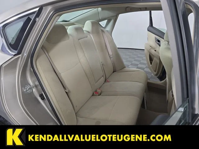 Used 2013 Beige Nissan 2.5 SV image 25