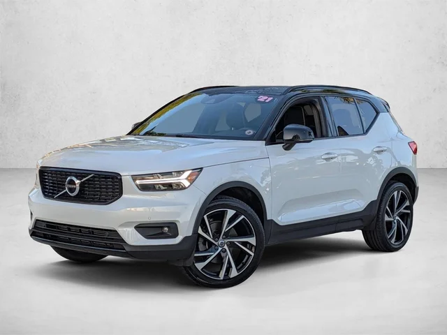 2021 Volvo XC40 R-Design