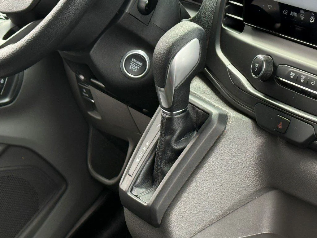 New 2026 Oxford White Ford Base image 7