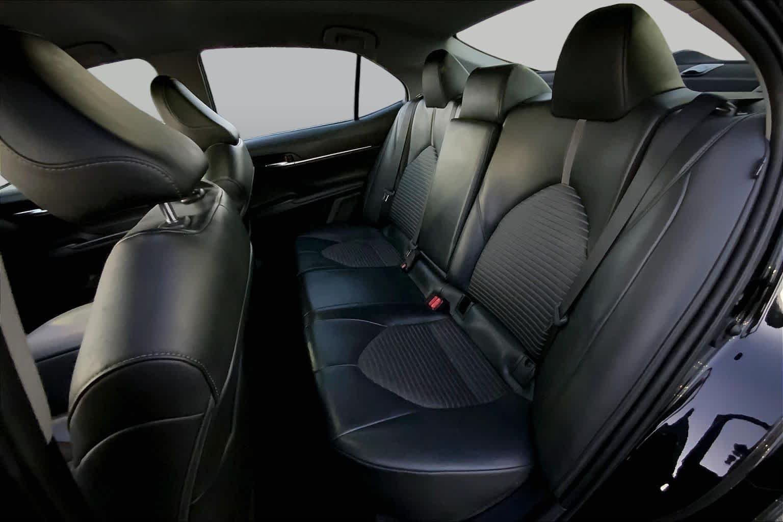 Used 2021 Midnight Black Metallic Toyota SE image 17