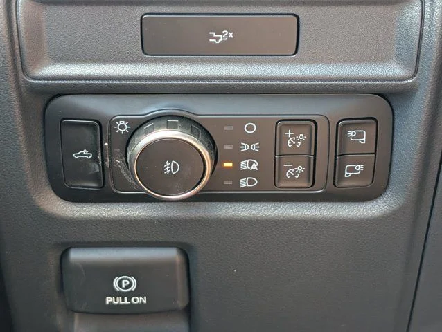 New 2026 Agate Black Metallic Ford XLT image 26