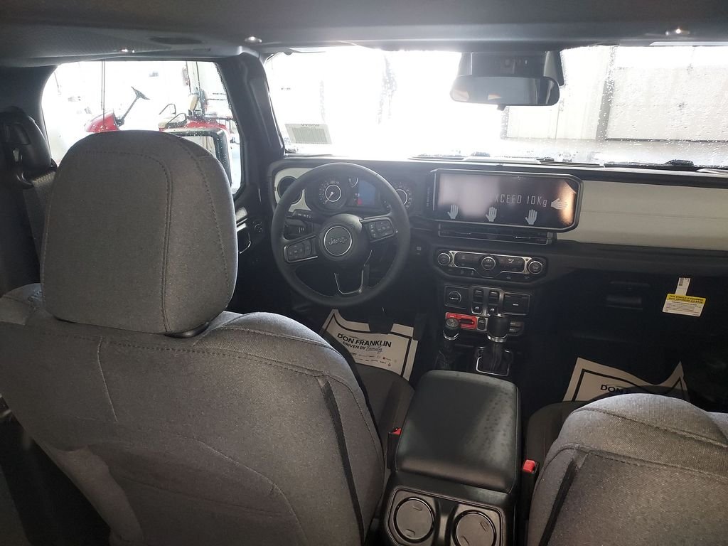 2026 Jeep Wrangler 2-Door Willys - Photo 15