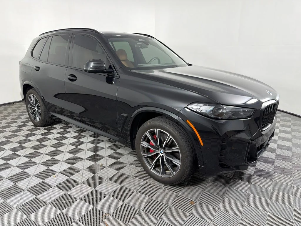 Certified Used 2024 Black Sapphire Metallic BMW xDrive40i image 3