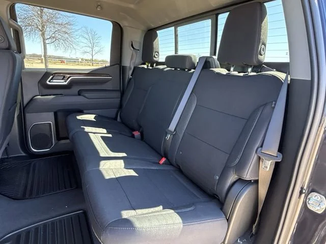 2026 GMC Sierra 1500 SLE - Photo 27