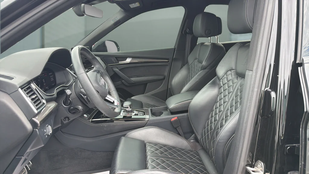 Used 2024  Audi Premium Plus image 17