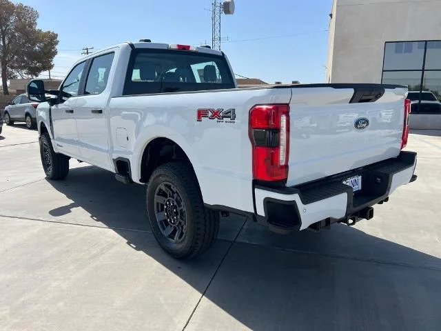 New 2026 Oxford White Ford F-250® XL image 31