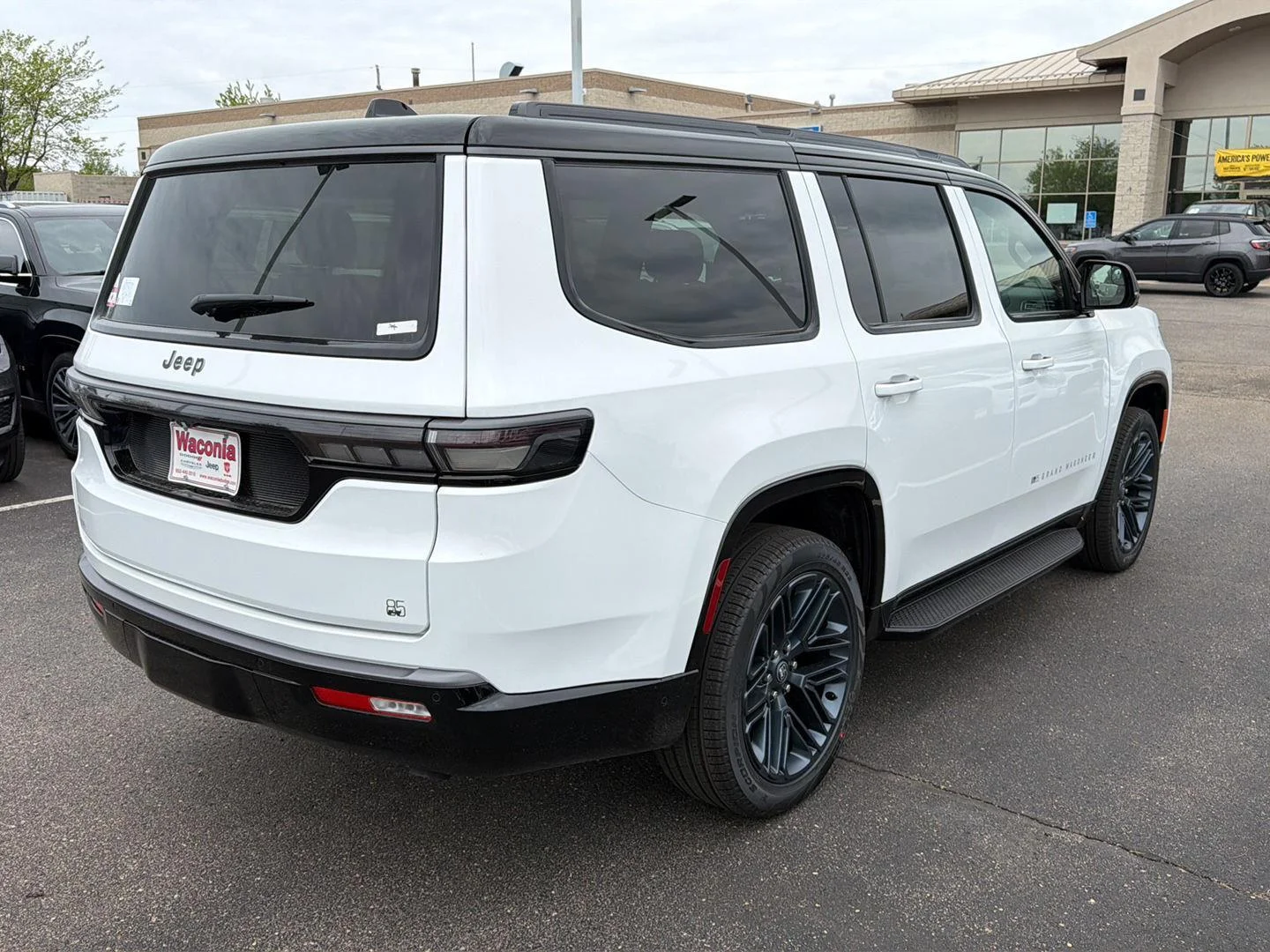 New 2026 Bright White Clear-Coat Exterior Paint Jeep 85th Anniversary image 7