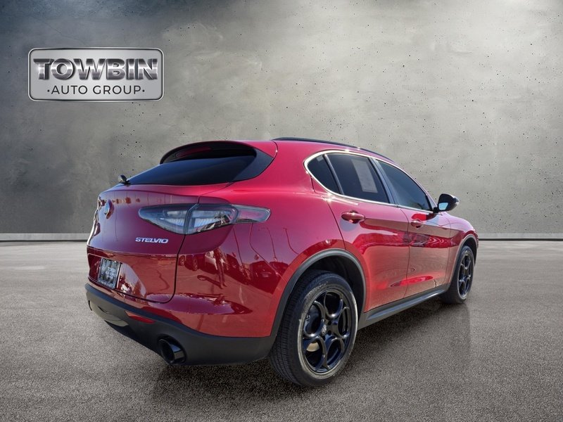 Used 2024 Alfa Rosso Alfa Romeo SPRINT AWD image 4