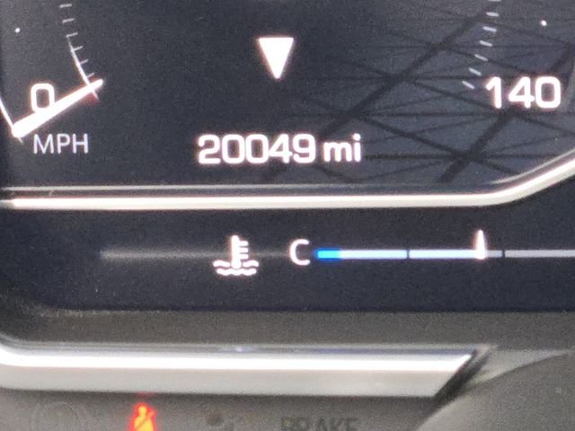 Used 2024 White GMC AT4 image 24
