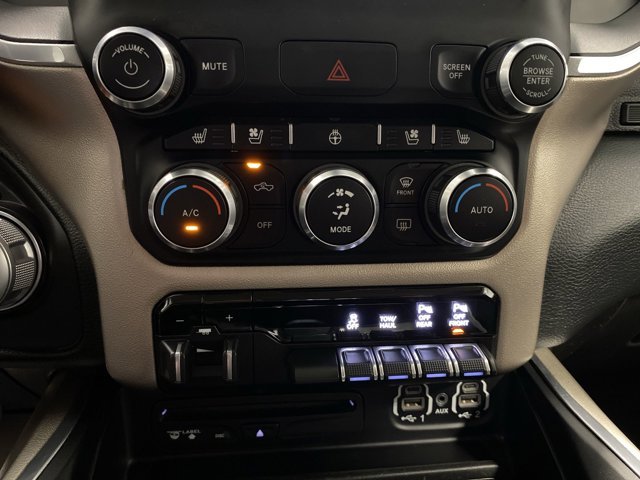 Used 2019 Ivory White Tri-Coat Pearlcoat Ram Laramie image 17
