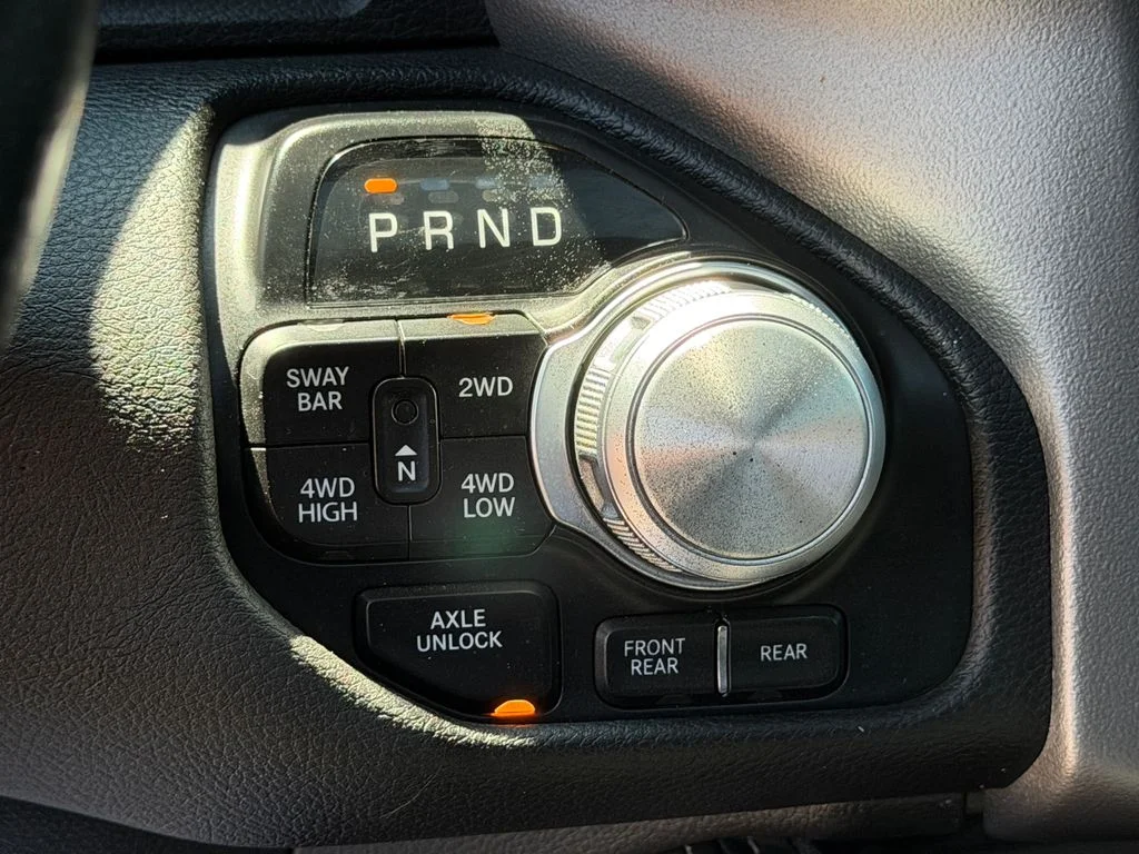 Used 2022 Silver Ram Power Wagon image 31