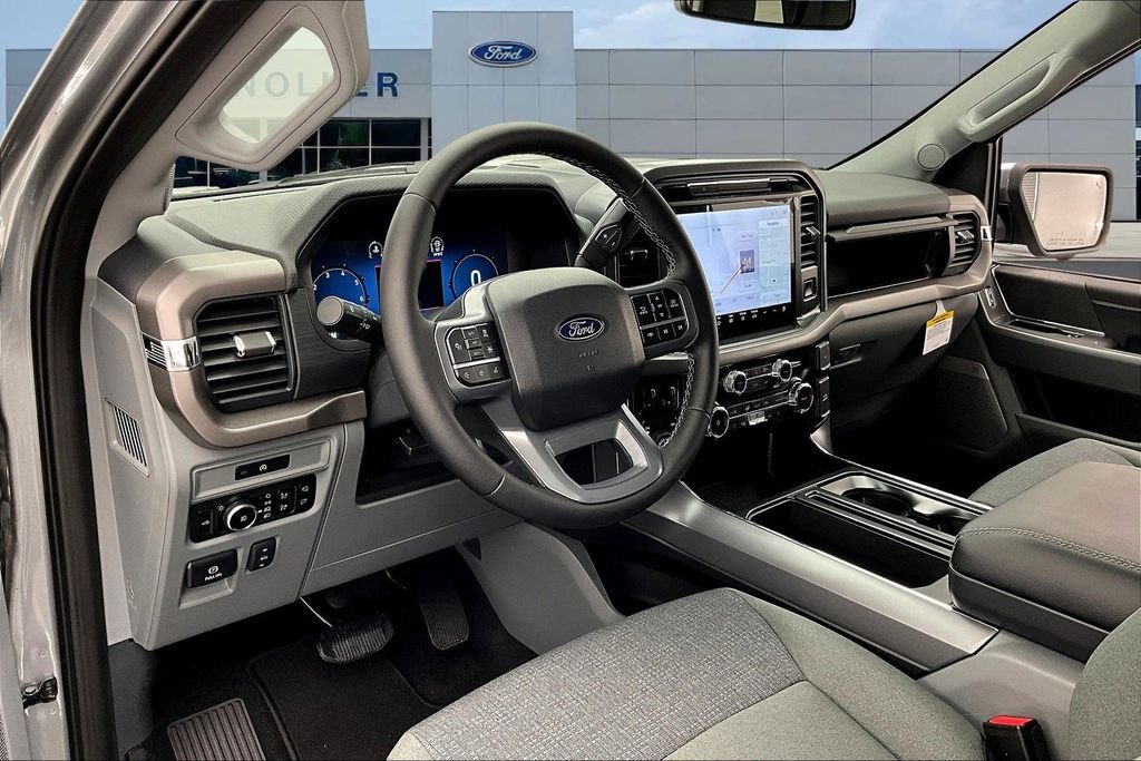 2025 Ford F-150 XLT - Photo 7