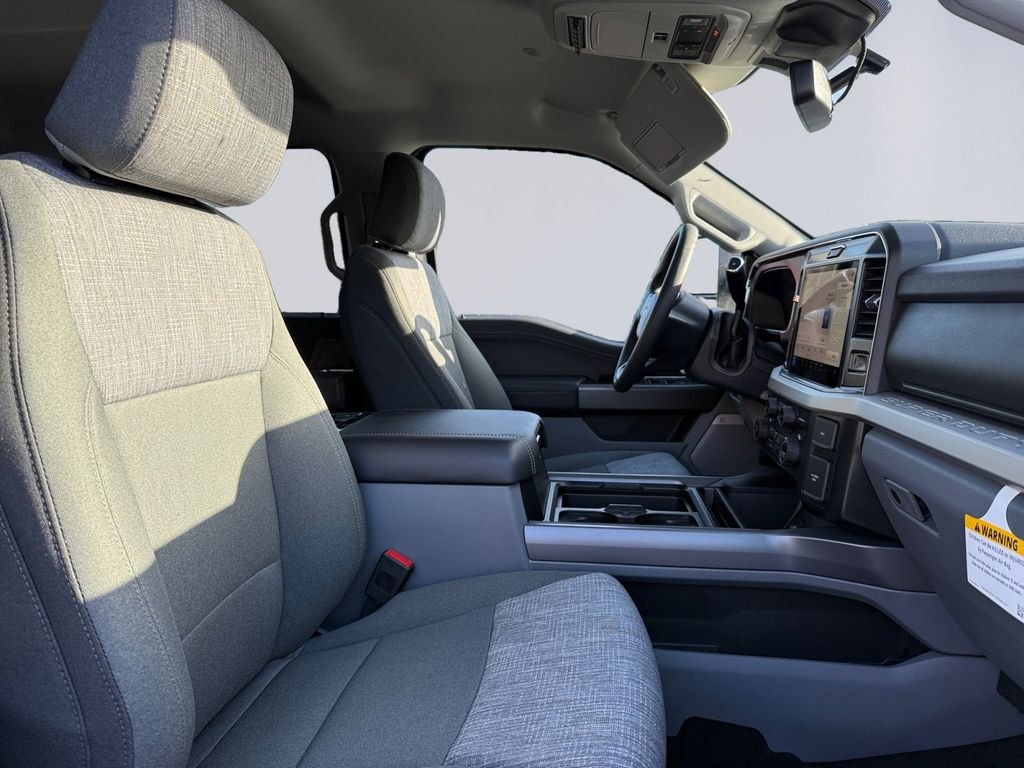 New 2026 Oxford White Ford F-350® XLT image 17