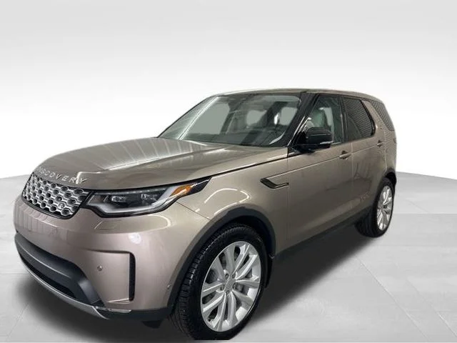 2026 Land Rover Discovery P300 S's photo