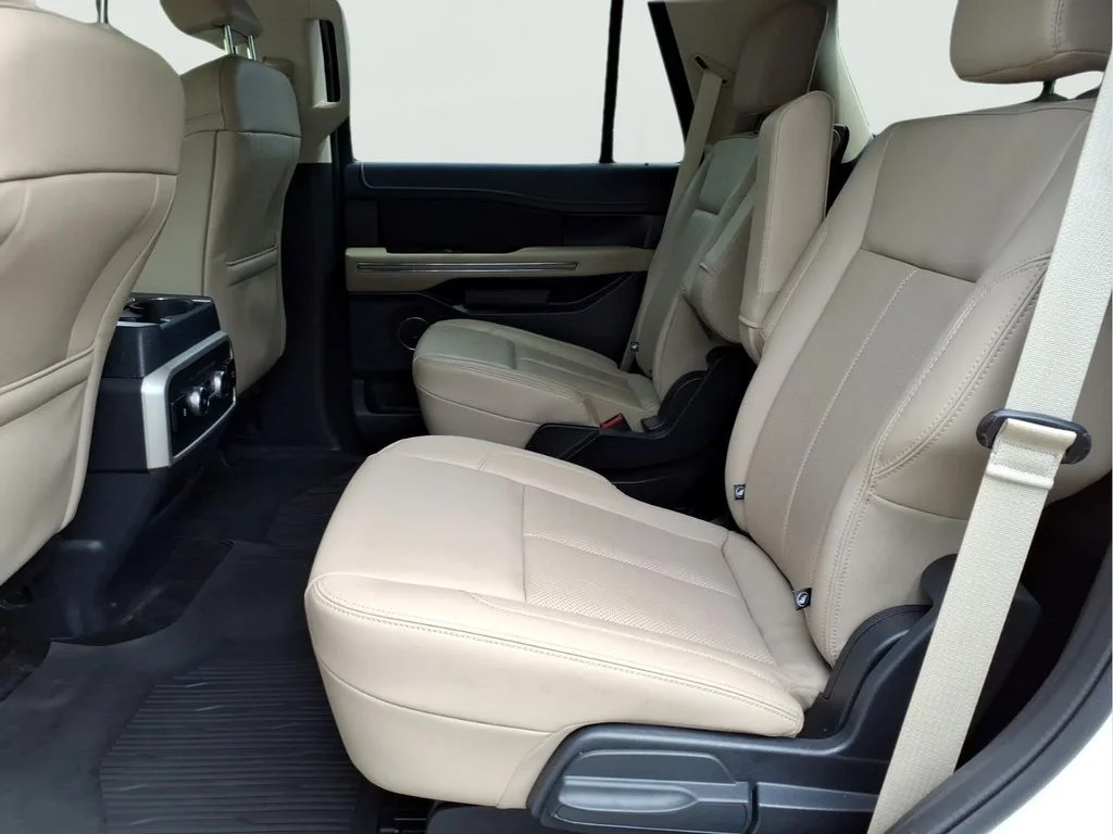 Used 2022 White Ford XLT image 23