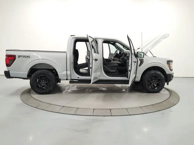 Used 2024  Ford STX image 16