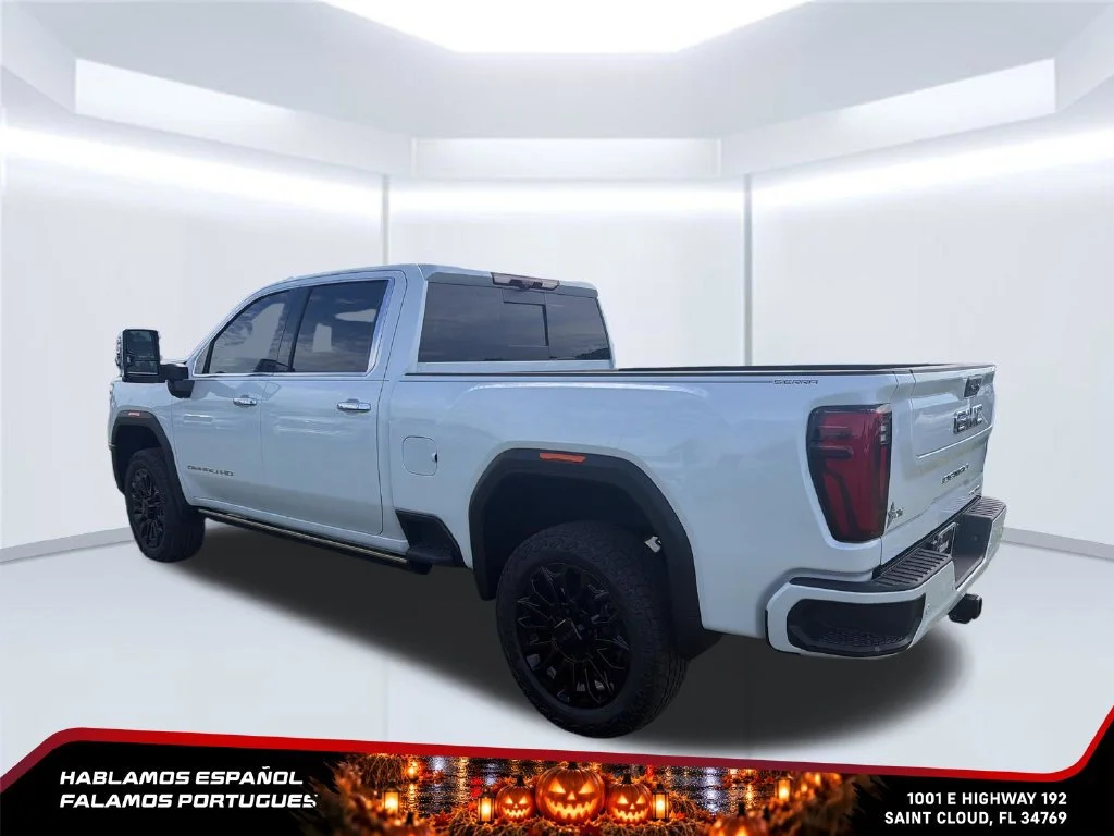 2026 GMC Sierra 2500HD Denali Ultimate - Photo 3