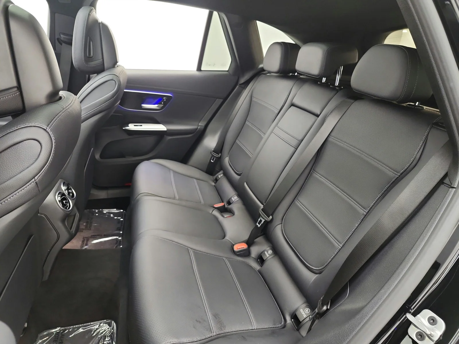 Used 2023 Black Mercedes-Benz GLC 300 SUV image 13