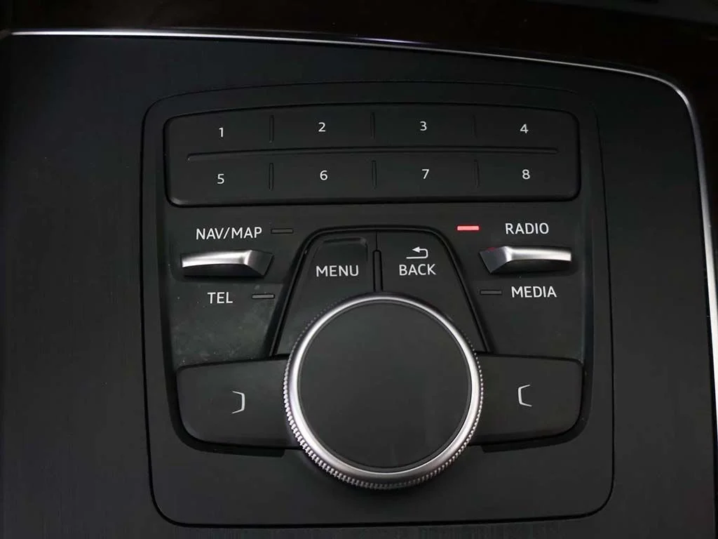 Used 2020 Brilliant Black Audi 45 Premium image 53