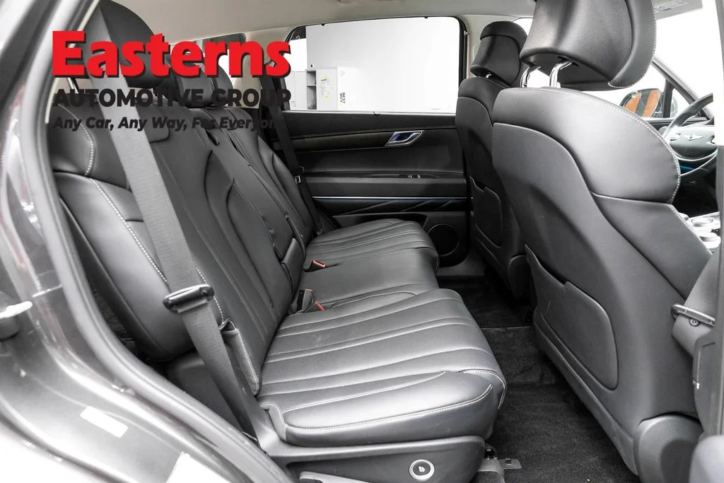 Used 2024 Gray Genesis 2.5T image 25