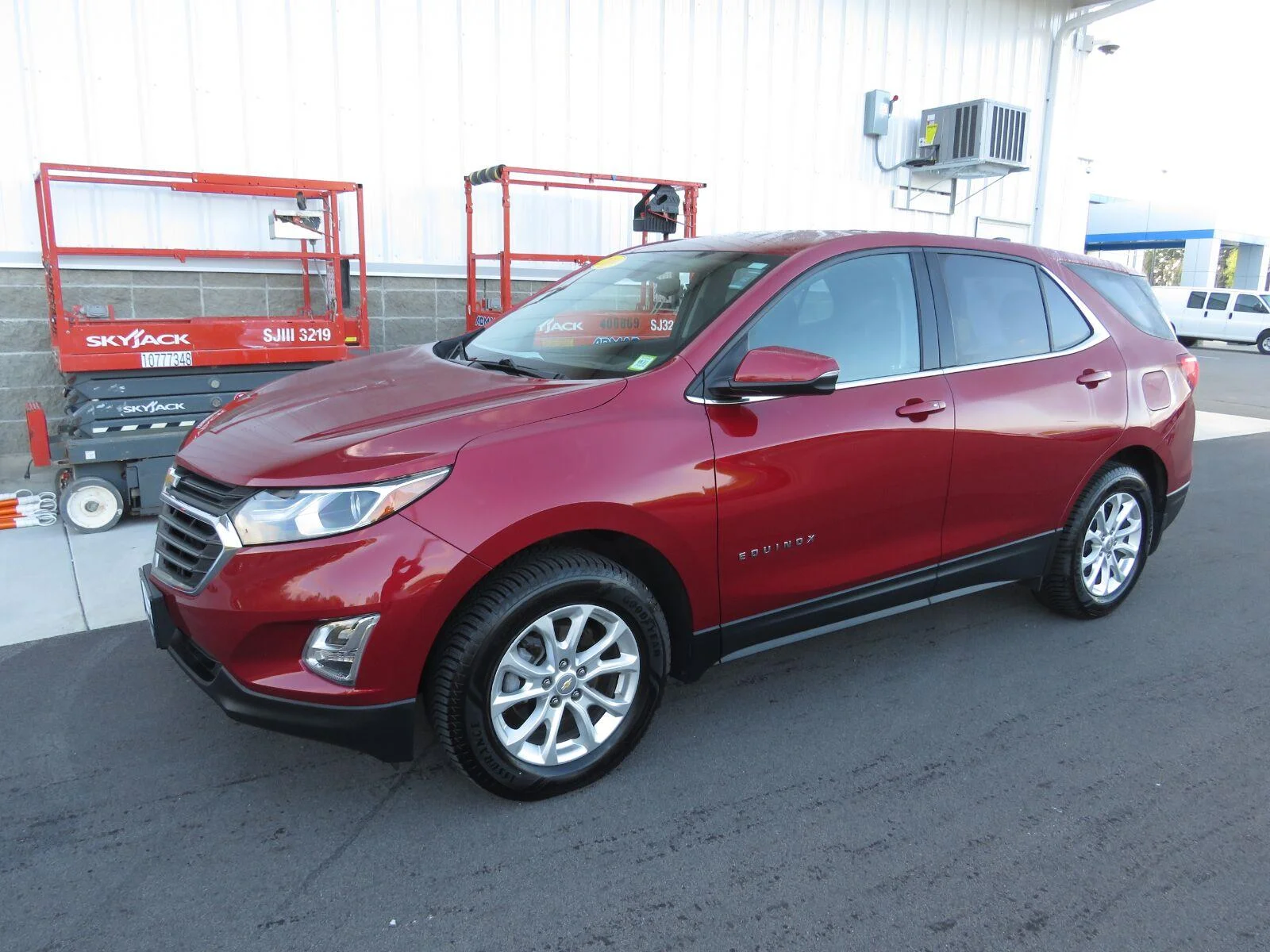 Used 2019 CAJUN RED TINTCOAT Chevrolet LT image 12