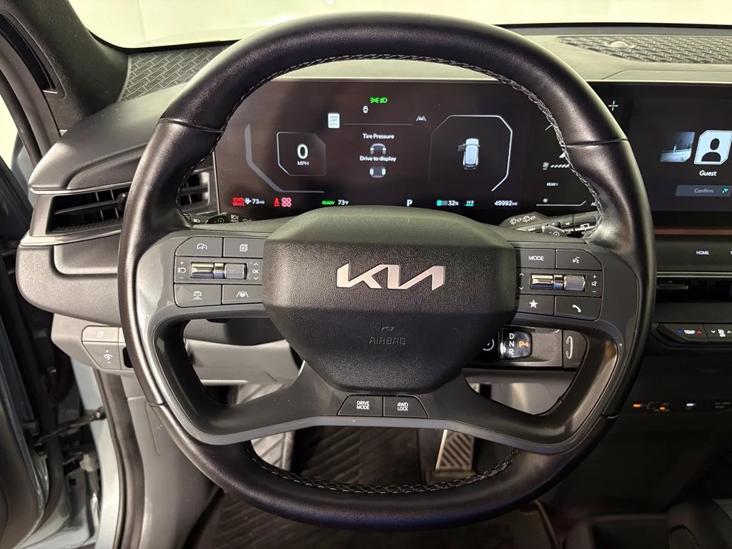 Used 2024 Green Kia GT-Line image 19