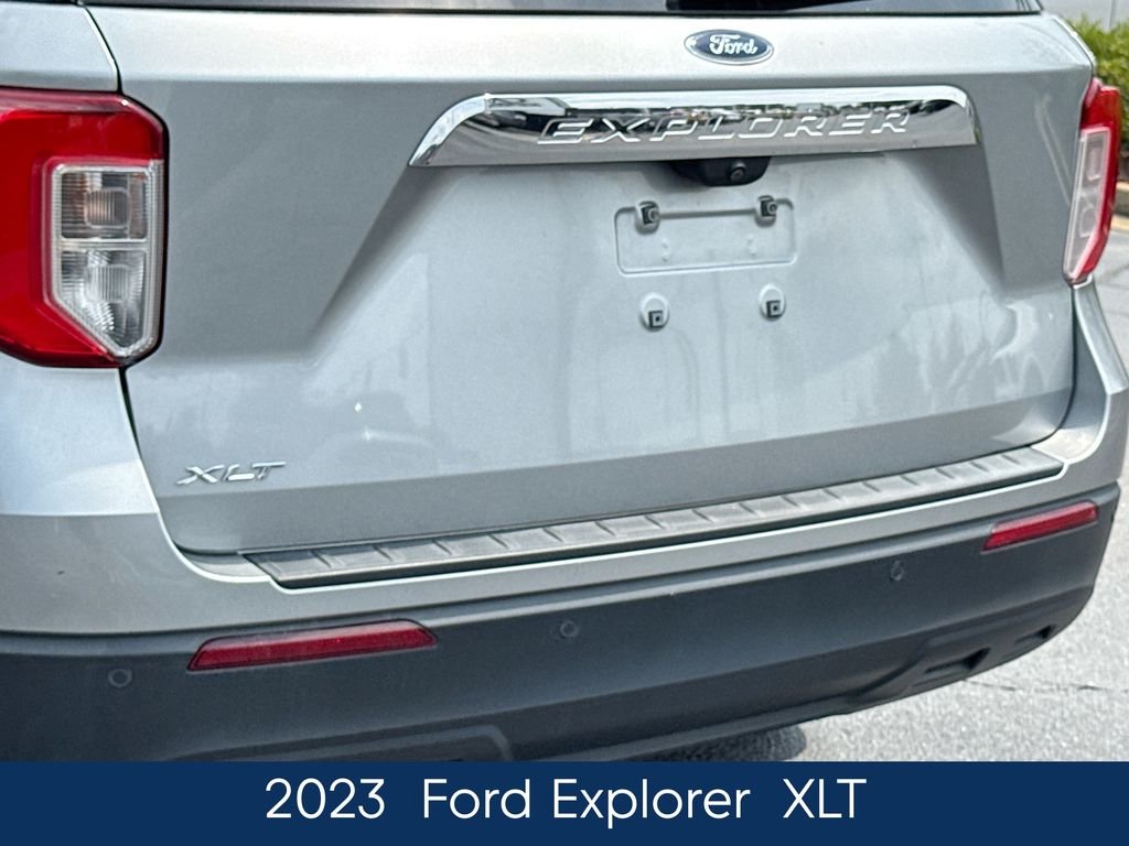 Used 2023 Silver Ford XLT image 9