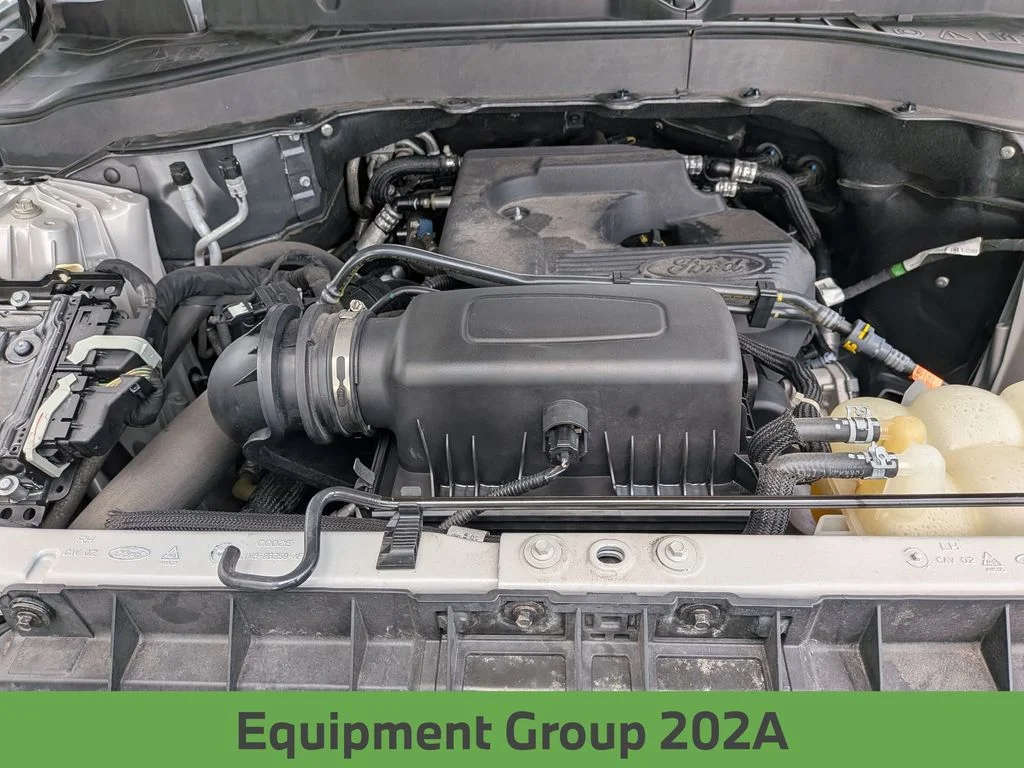 Used 2020 Silver Ford XLT image 14