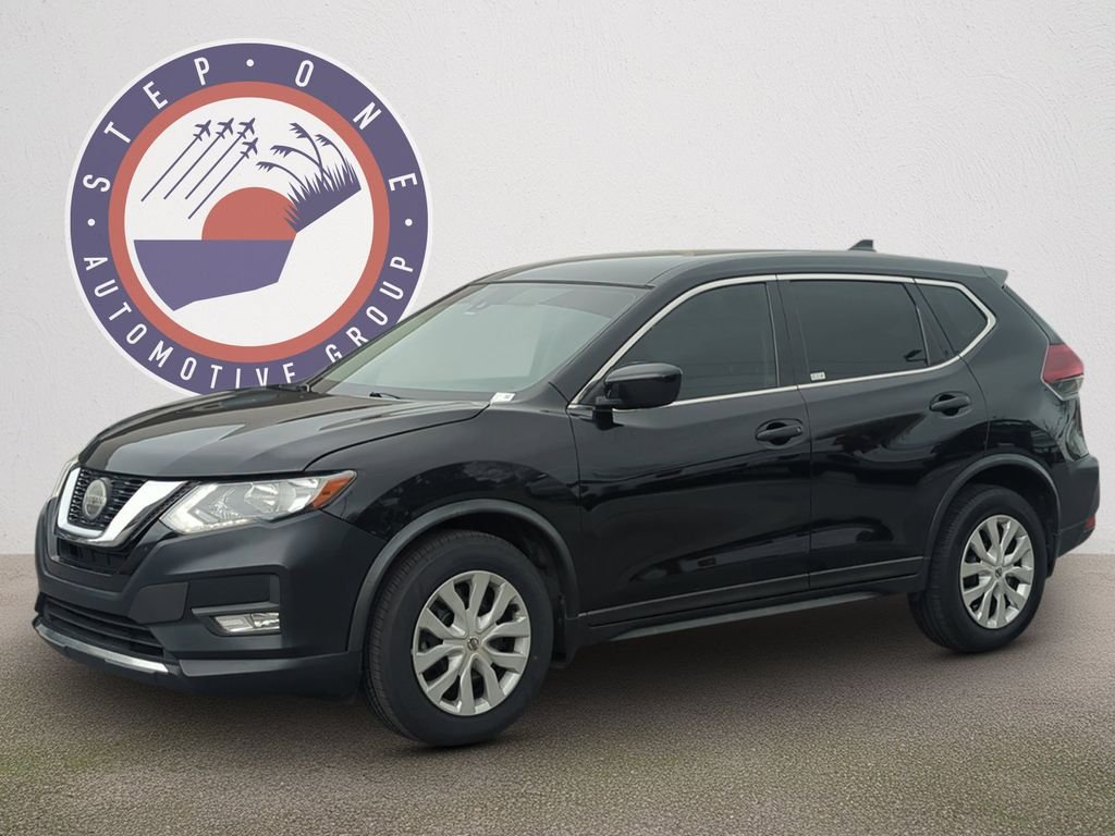 Used 2019 Nissan Rogue S with VIN KNMAT2MT5KP555063 for sale in Fort Walton Beach, FL