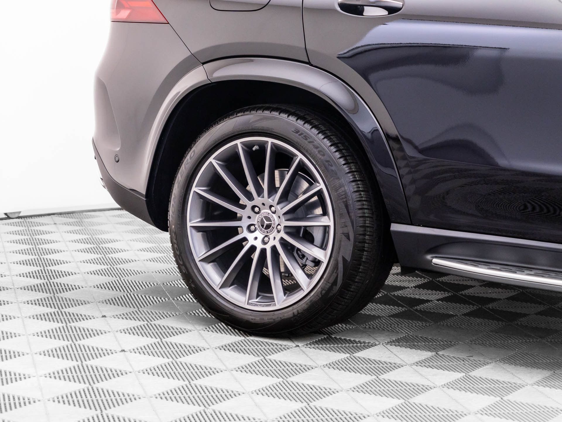 New 2026 Black Mercedes-Benz GLE 350 image 36
