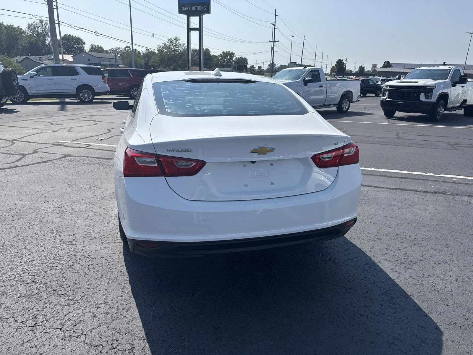 Used 2023 SUMMIT WHITE Chevrolet LT image 3