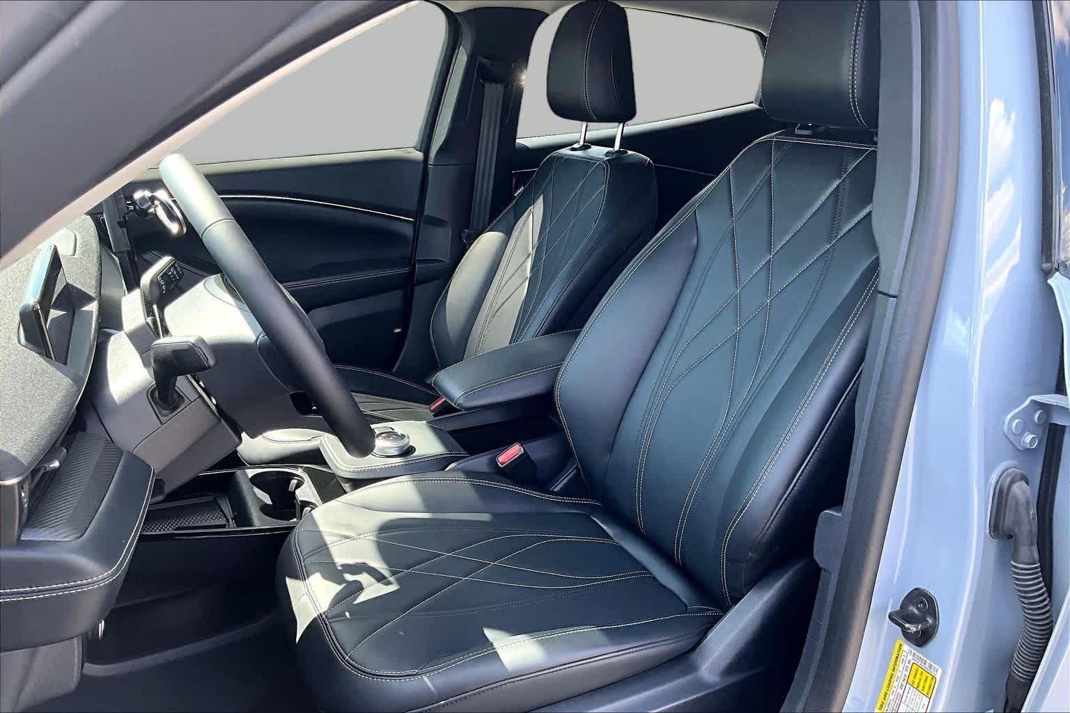Pre-Owned 2024 Ford Mustang Mach-E Select