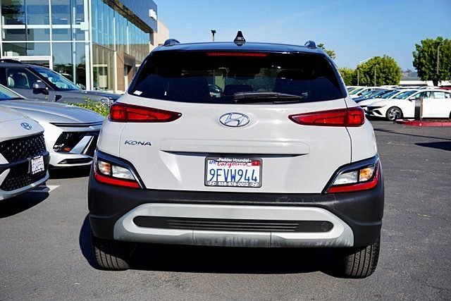 Used 2023 Silver Hyundai SEL image 8