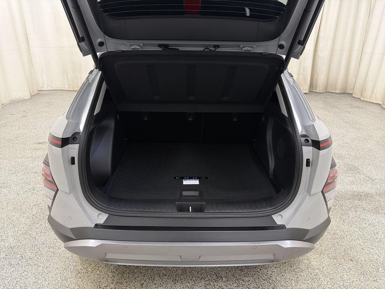 New 2027 Cyber Gray Metallic Hyundai Limited AWD image 17