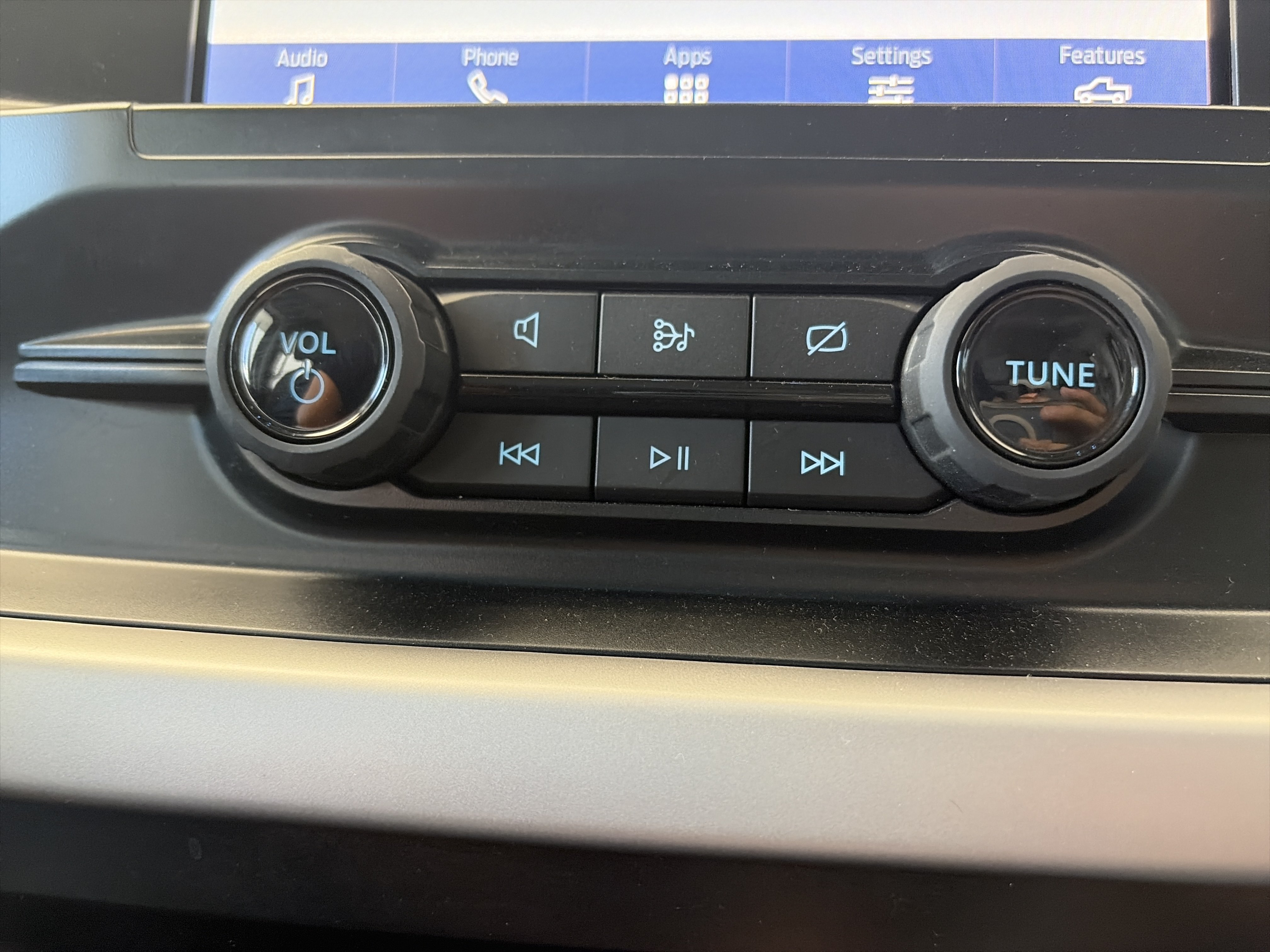 Used 2023 Silver Ford XL image 21