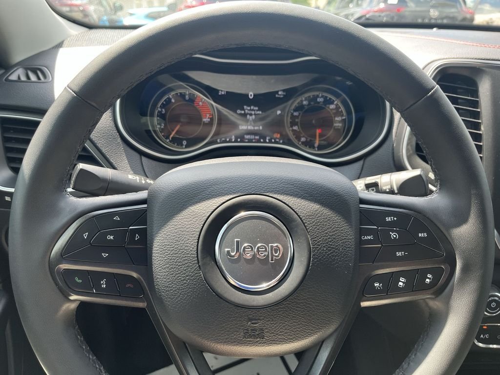 Used 2023 Gray Jeep Trailhawk image 14