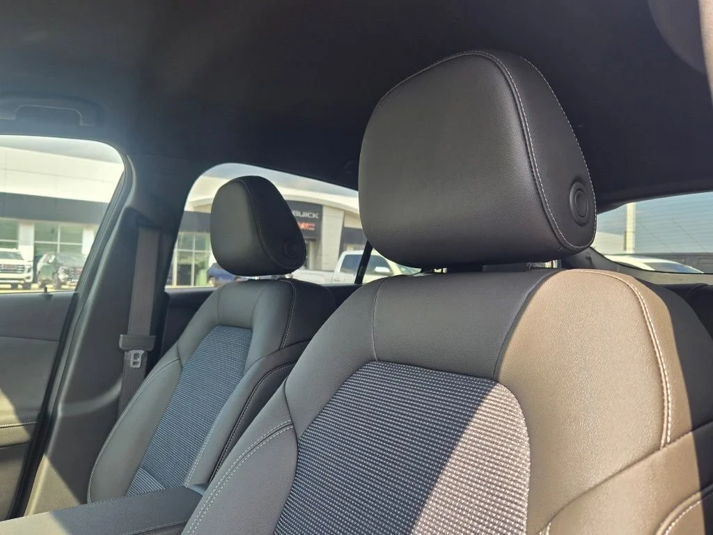 New 2026 Ebony Twilight Metallic Buick Preferred image 5
