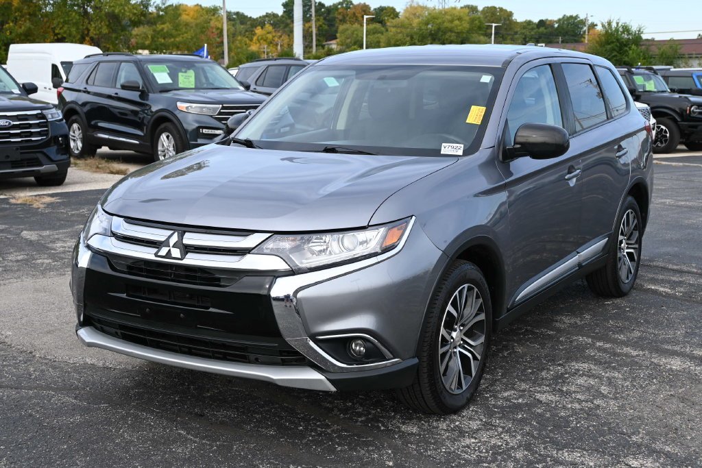 Certified Used 2018 Silver Mitsubishi ES image 5