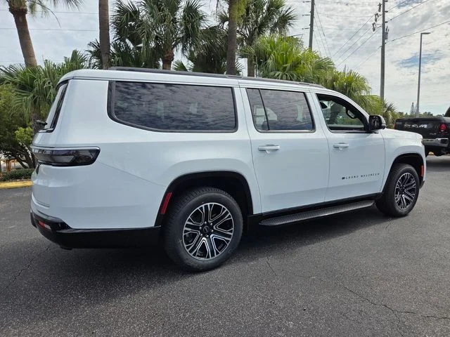 New 2026 Bright White Clear-Coat Exterior Paint Jeep  image 8