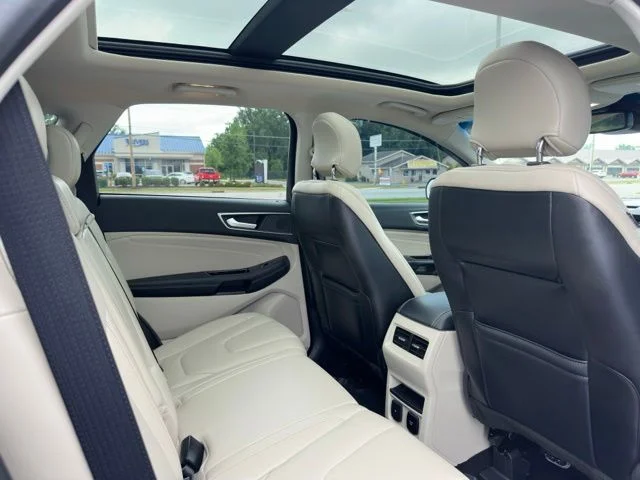 Used 2019 Red Ford Titanium image 12