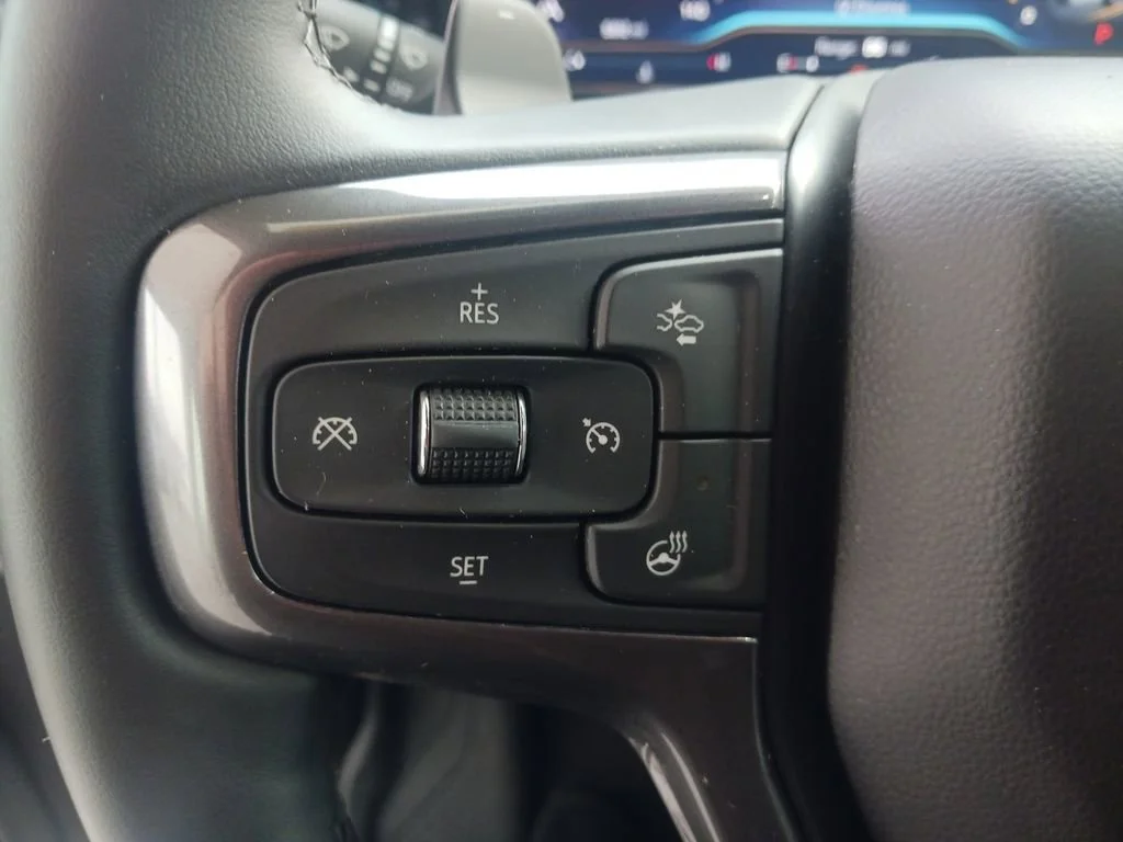 Used 2025 Summit White Chevrolet ZR2 image 36