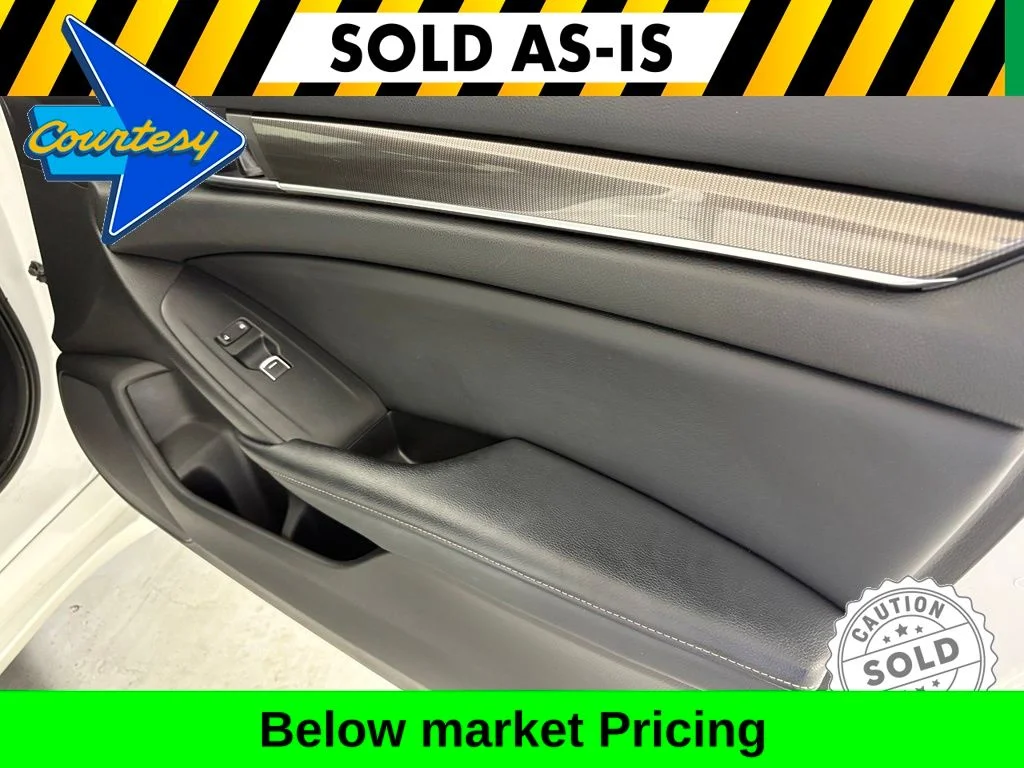 Used 2018 White Honda Sport image 36