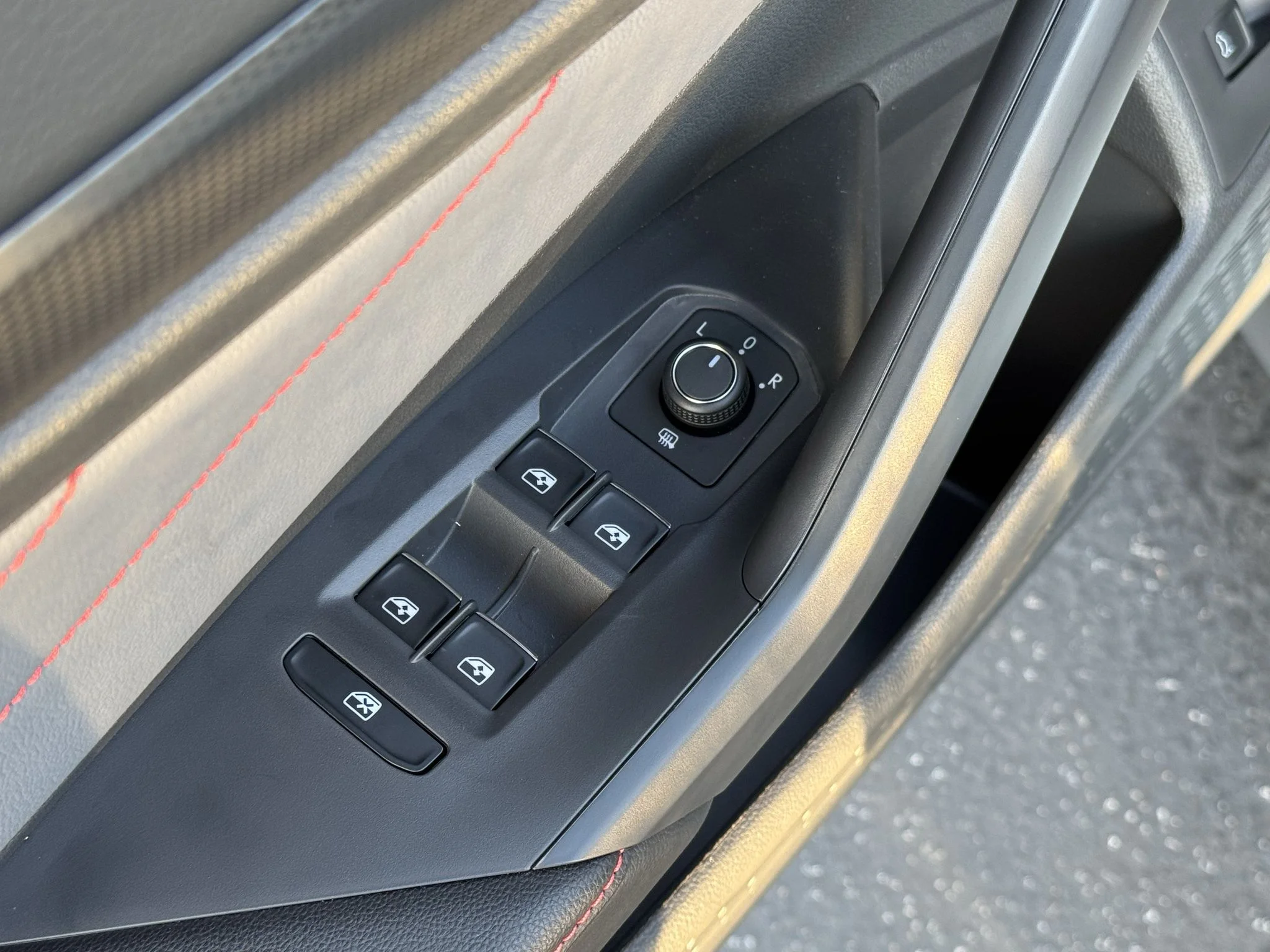 New 2026 Monument Gray w/Deep Black Roof Volkswagen Autobahn image 12