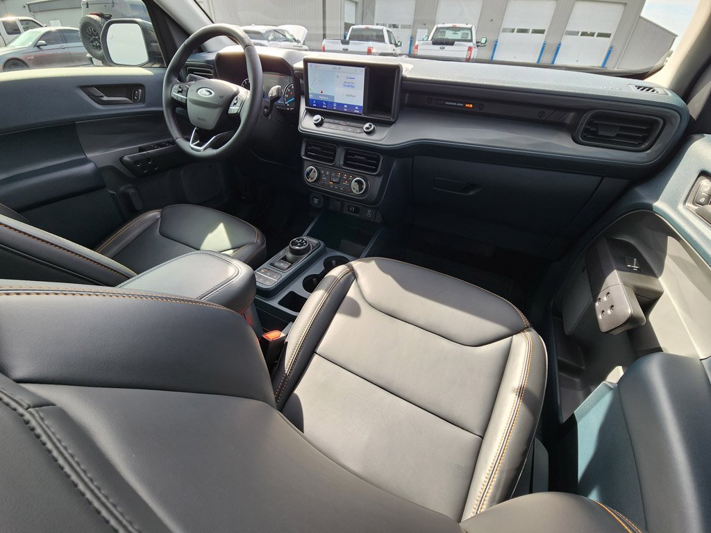 Used 2024 Azure Gray Metallic Tri-Coat Ford LARIAT Advanced image 21