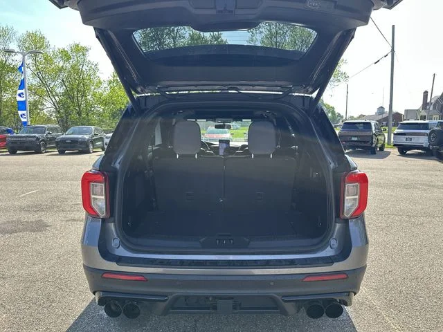 Used 2021 Gray Ford ST image 23