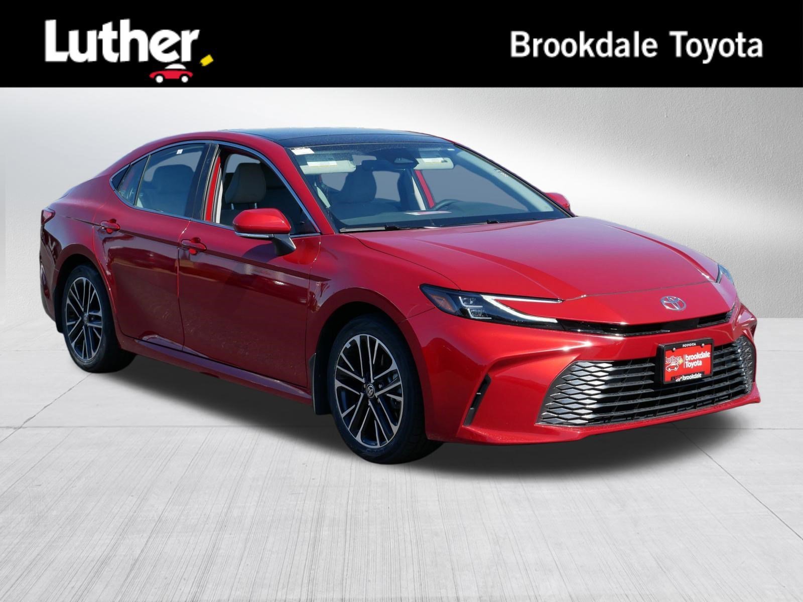 2025 Toyota Camry XLE AWD Hybrid's photo