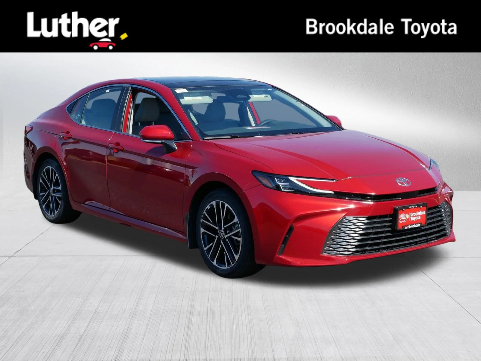 2025 Toyota Camry XLE AWD Hybrid's photo