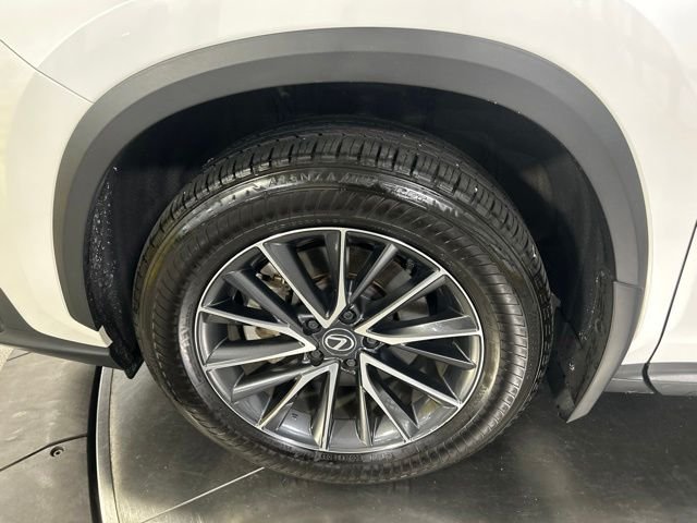 Used 2024 White Lexus 350 Base image 28
