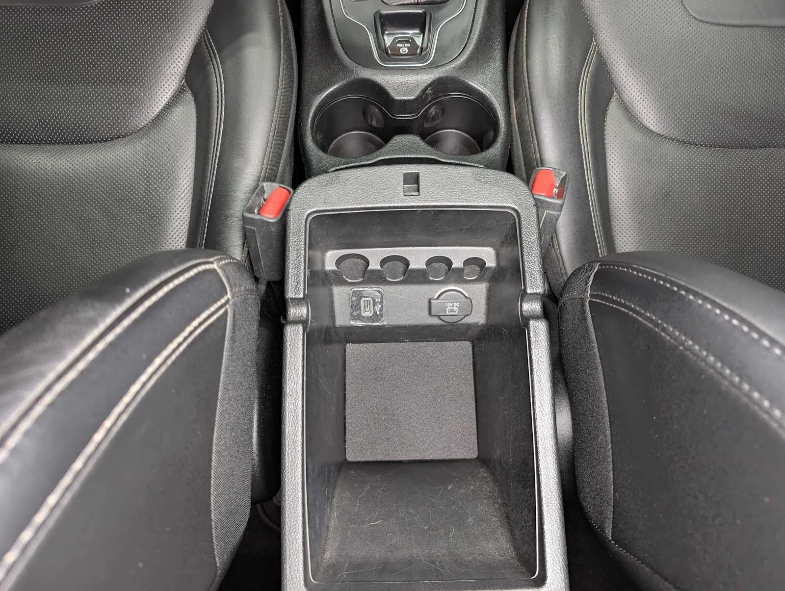 Used 2019 Pearl White Pearlcoat Jeep High Altitude image 20